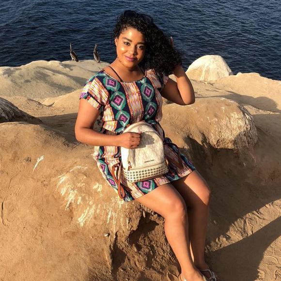 Meet your Posher, Tyiesha - Picture 1 of 1